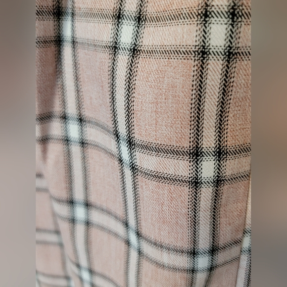 NWT! Mi Ami Women's Lined Pink Plaid Mini Skirt with Pockets - L - Picture 2 of 11